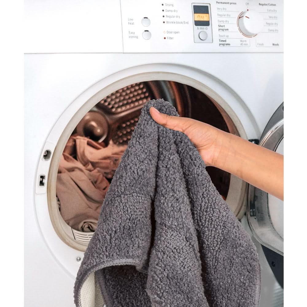 Bath Mat, Expedition