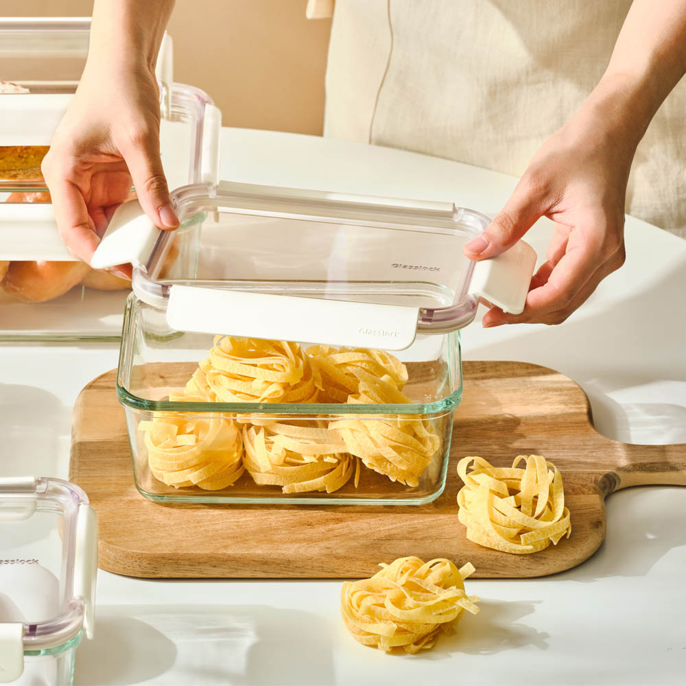 Glasslock Leafzen Airtight Tempered Food Container, Microwave Safe, Oven safe